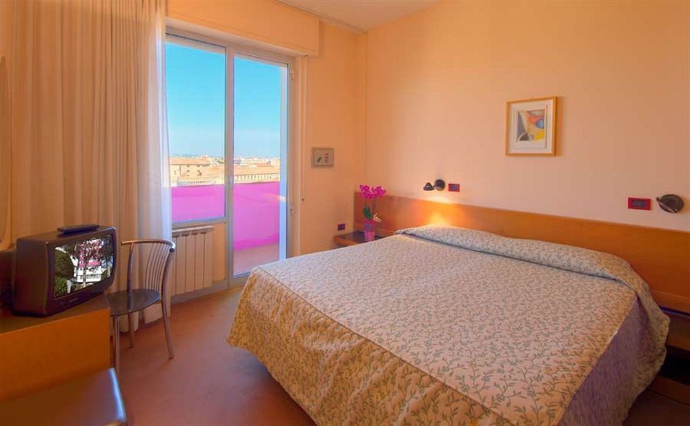 Senb Hotel Senigallia Esterno foto